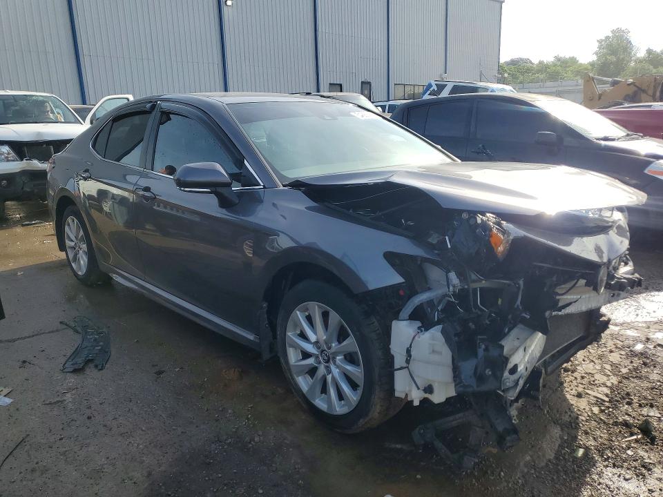 54686686 :رقم المزاد ، 4T1B11HK2KU794122 vin ، 2019 Toyota Camry مزاد بيع