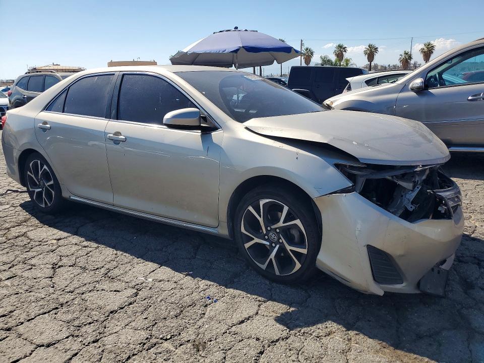 57755516 :رقم المزاد ، 4T4BF1FK1ER425427 vin ، 2014 Toyota Camry مزاد بيع