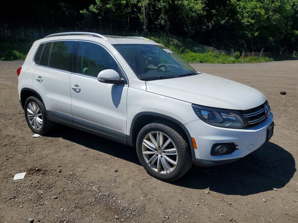 55688116 :رقم المزاد ، WVGBV7AX3GW591717 vin ، 2016 Volkswagen Tiguan مزاد بيع