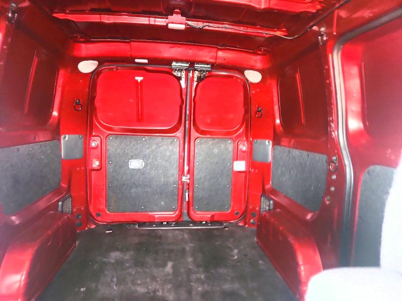 57811356 :رقم المزاد ، 3N6CM0KN8LK690147 vin ، 2020 Nissan Nv200 مزاد بيع