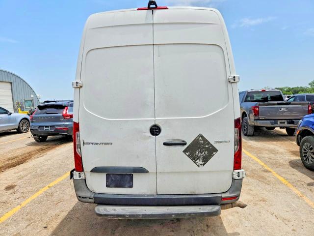 58400936 :رقم المزاد ، W1Y4EDHY3MT077191 vin ، 2021 Mercedes-benz Sprinter مزاد بيع