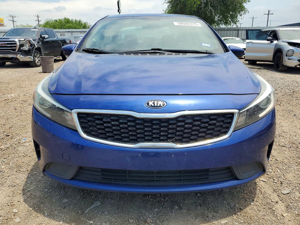 58080376 :رقم المزاد ، 3KPFL4A73JE268327 vin ، 2018 Kia Forte مزاد بيع