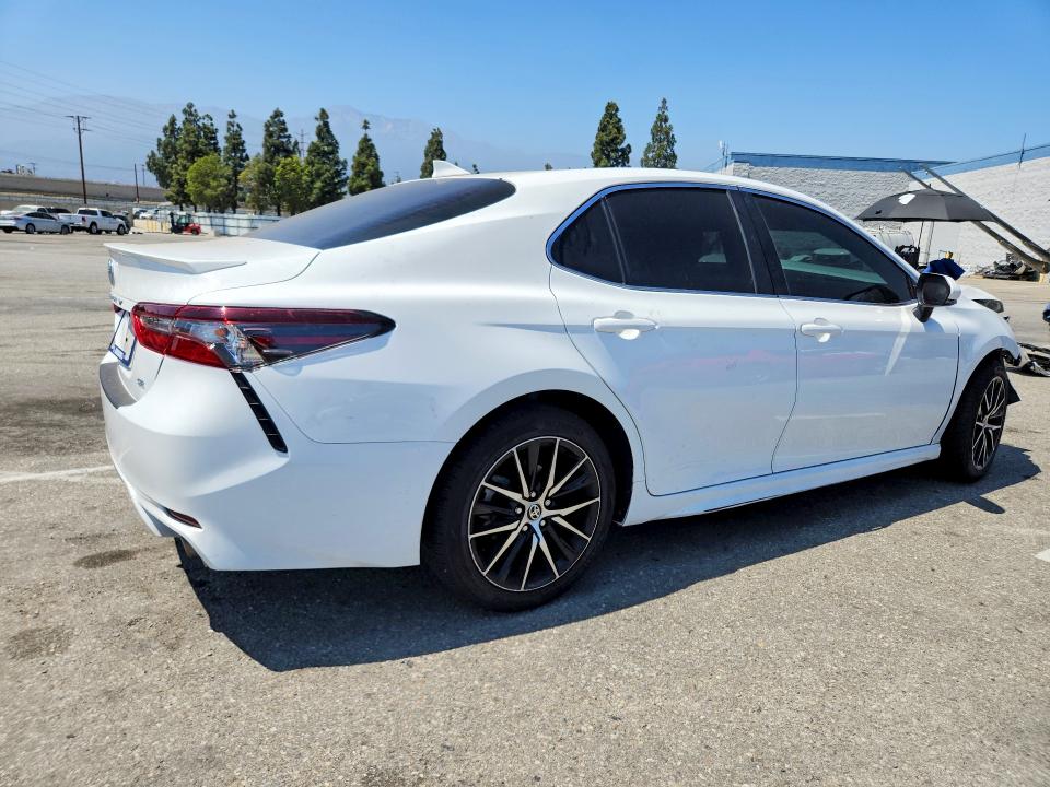 Продажа на аукционе авто 2023 Toyota Camry, vin: 4T1G11AK3PU093757, номер лота: 57417716