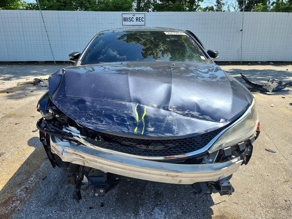Продаж на аукціоні авто 2017 Chrysler 200, vin: 1C3CCCFB8HN510646, номер лоту: 55715856