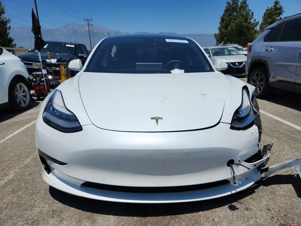 58314706 :رقم المزاد ، 5YJ3E1EB5LF651189 vin ، 2020 Tesla Model 3 مزاد بيع