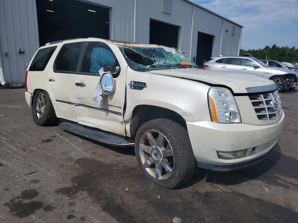 2010 Cadillac Escalade მანქანა იყიდება აუქციონზე, vin: 1GYUCBEF3AR257484, აუქციონის ნომერი: 57570196