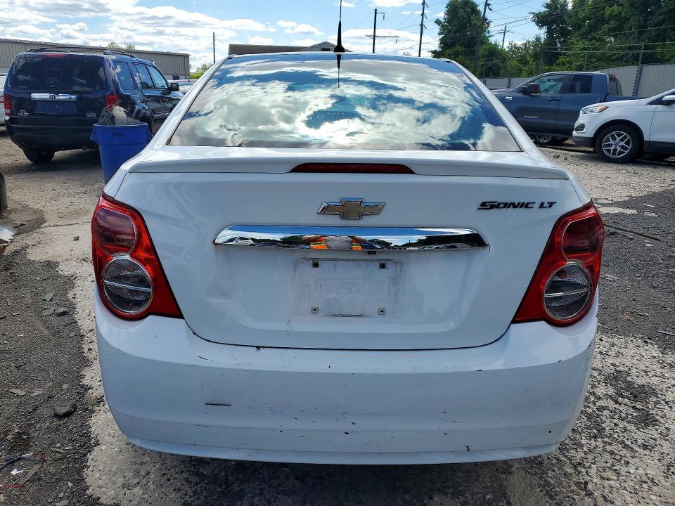 Продажа на аукционе авто 2014 Chevrolet Sonic, vin: 1G1JC5SH6E4235541, номер лота: 57344296