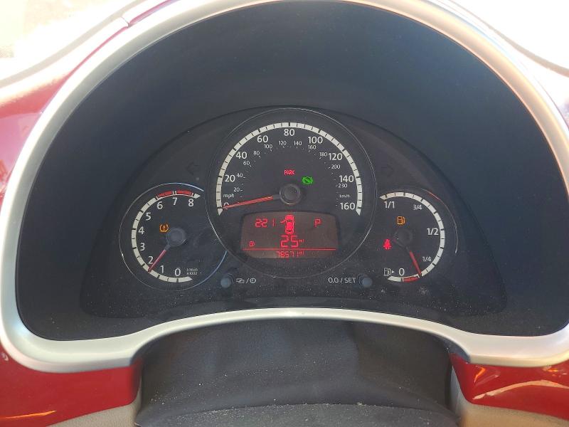 2013 Volkswagen Beetle მანქანა იყიდება აუქციონზე, vin: 3VW5P7AT8DM800368, აუქციონის ნომერი: 57061186