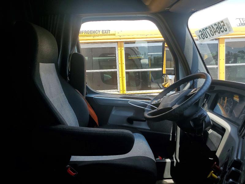 Продаж на аукціоні авто 2018 Freightliner Cascadia 126, vin: 3AKJHHDR8JSHR1320, номер лоту: 59648706
