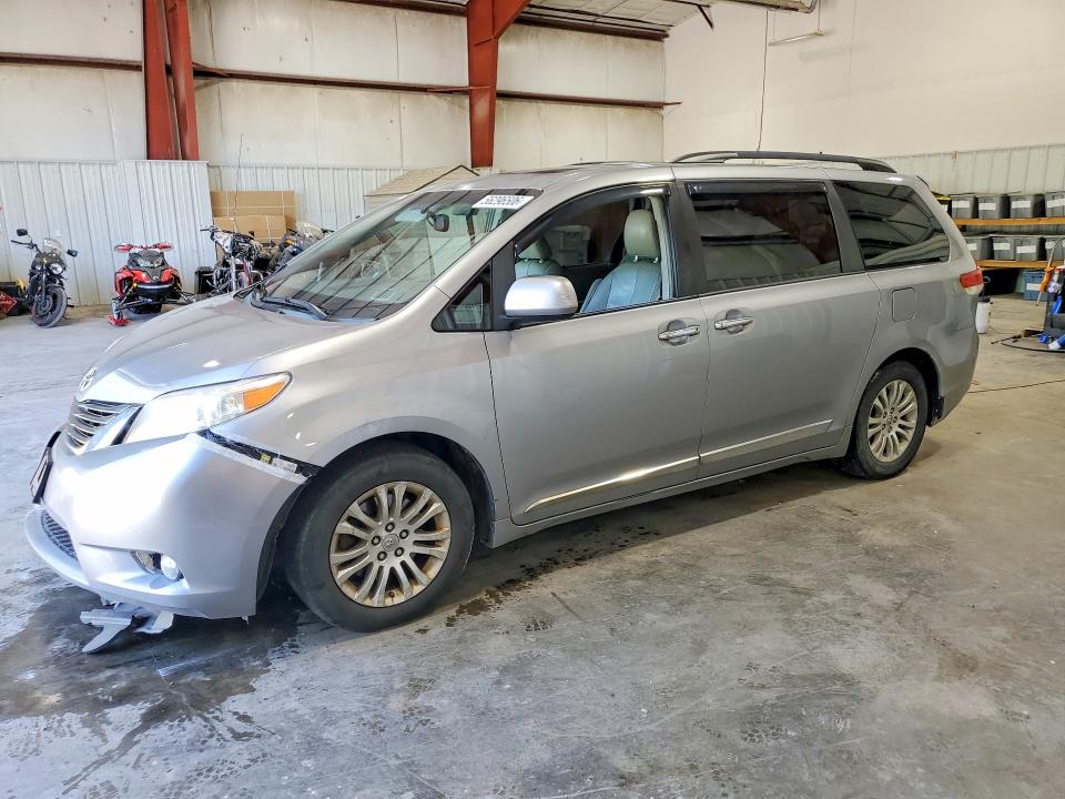 Auction sale of the 2013 Toyota Sienna, vin: 5TDYK3DC2DS381629, lot number: 56296506
