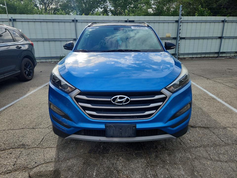 Продаж на аукціоні авто 2017 Hyundai Tucson, vin: KM8J33A20HU448882, номер лоту: 55496346