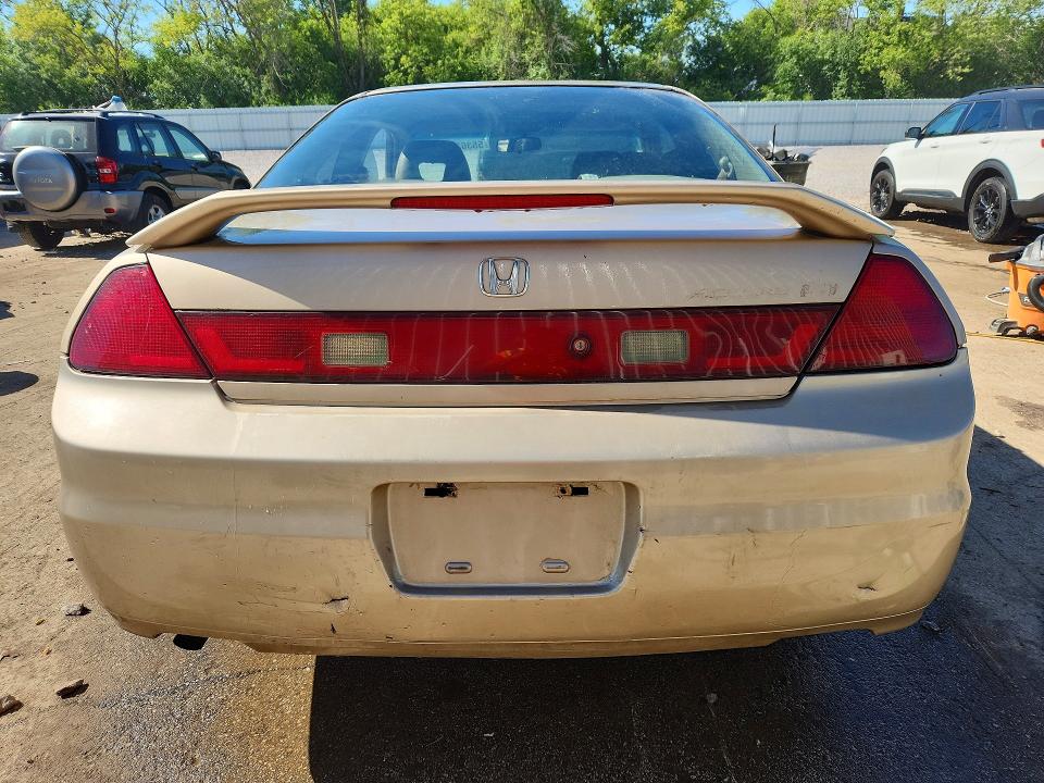 2001 Honda Accord მანქანა იყიდება აუქციონზე, vin: 1HGCG22561A011580, აუქციონის ნომერი: 55363956
