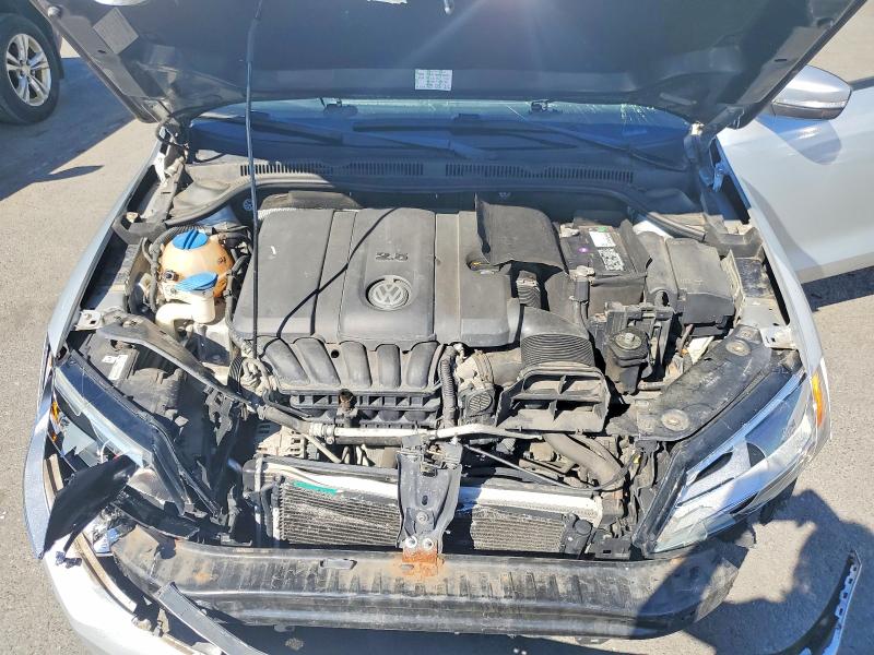 57206916 :رقم المزاد ، 3VWDZ7AJ6BM349989 vin ، 2011 Volkswagen Jetta مزاد بيع