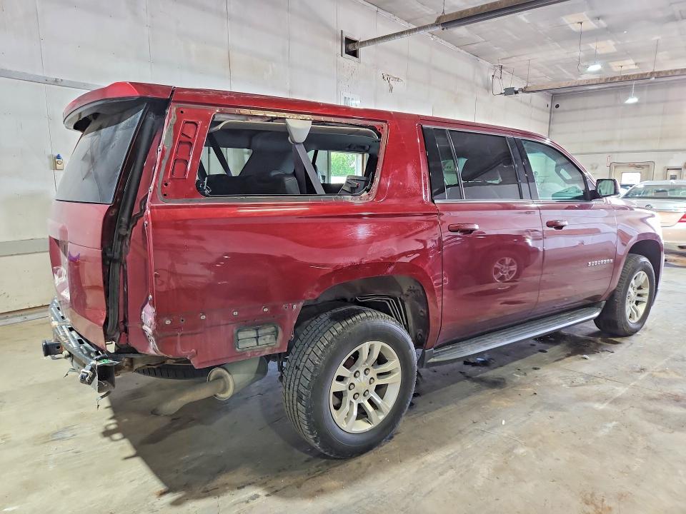 2016 Chevrolet Suburban მანქანა იყიდება აუქციონზე, vin: 1GNSKHKC2GR452599, აუქციონის ნომერი: 58604566