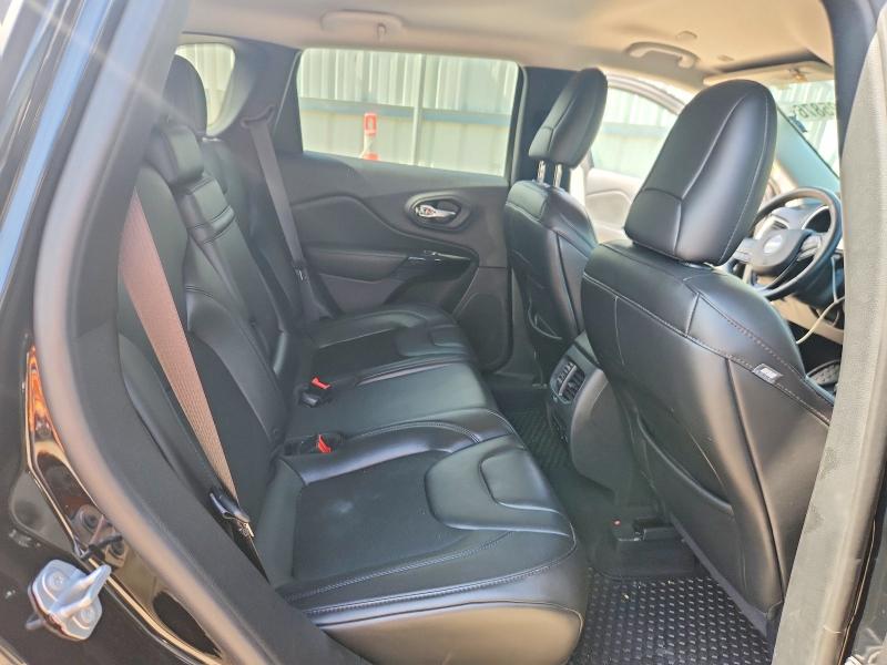54825876 :رقم المزاد ، 1C4PJMLNXKD294206 vin ، 2019 Jeep Cherokee مزاد بيع