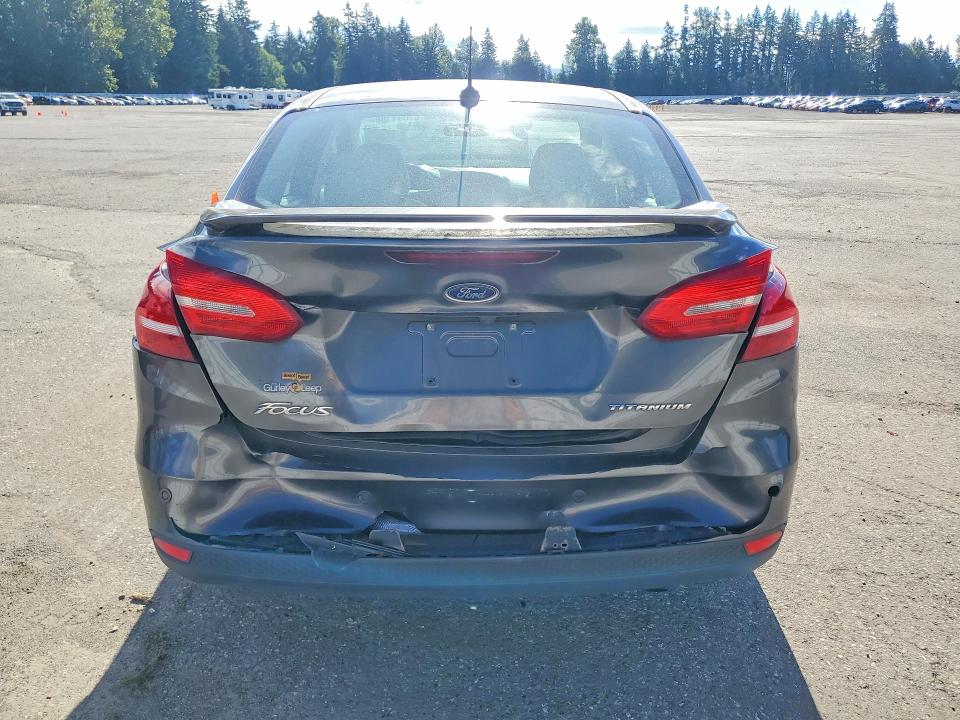 57091106 :رقم المزاد ، 1FADP3J26JL283167 vin ، 2018 Ford Focus مزاد بيع