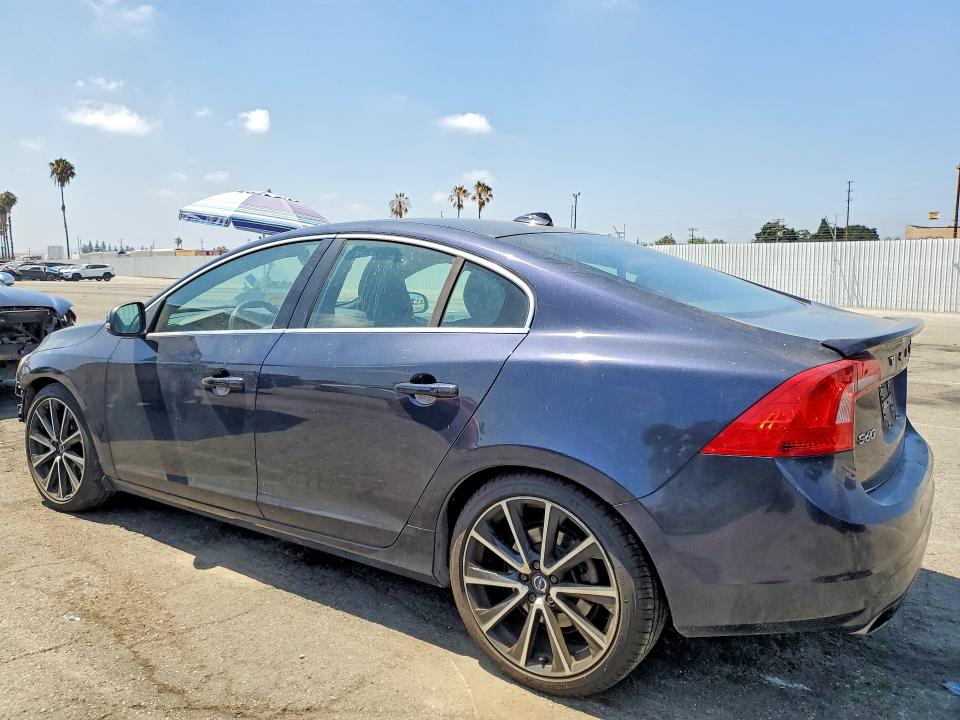 Продаж на аукціоні авто 2016 Volvo S60, vin: YV126MFK6G2413542, номер лоту: 56189196