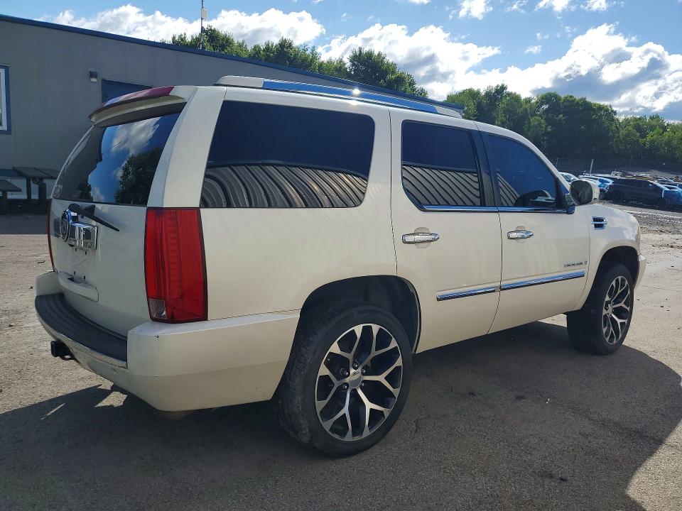 2007 Cadillac Escalade მანქანა იყიდება აუქციონზე, vin: 1GYFK63877R201404, აუქციონის ნომერი: 53072296