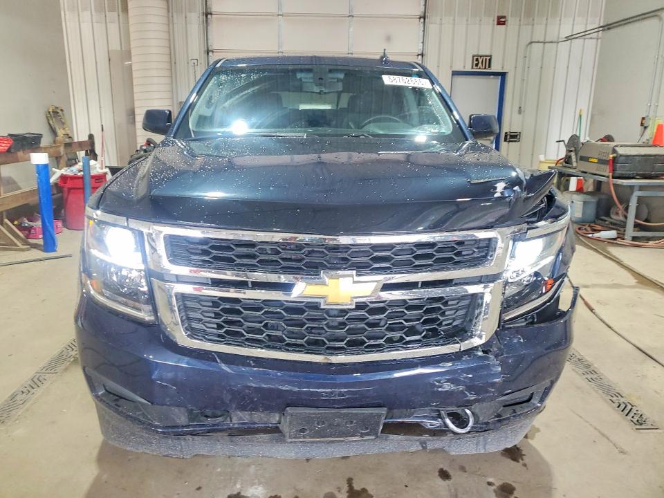 58762666 :رقم المزاد ، 1GNSKEEC3HR203367 vin ، 2017 Chevrolet Tahoe مزاد بيع