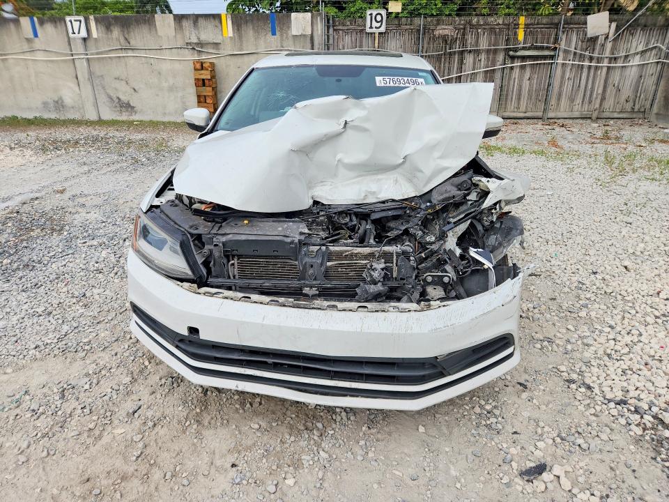 Продаж на аукціоні авто 2017 Volkswagen Jetta, vin: 3VWDB7AJ3HM308426, номер лоту: 57693496