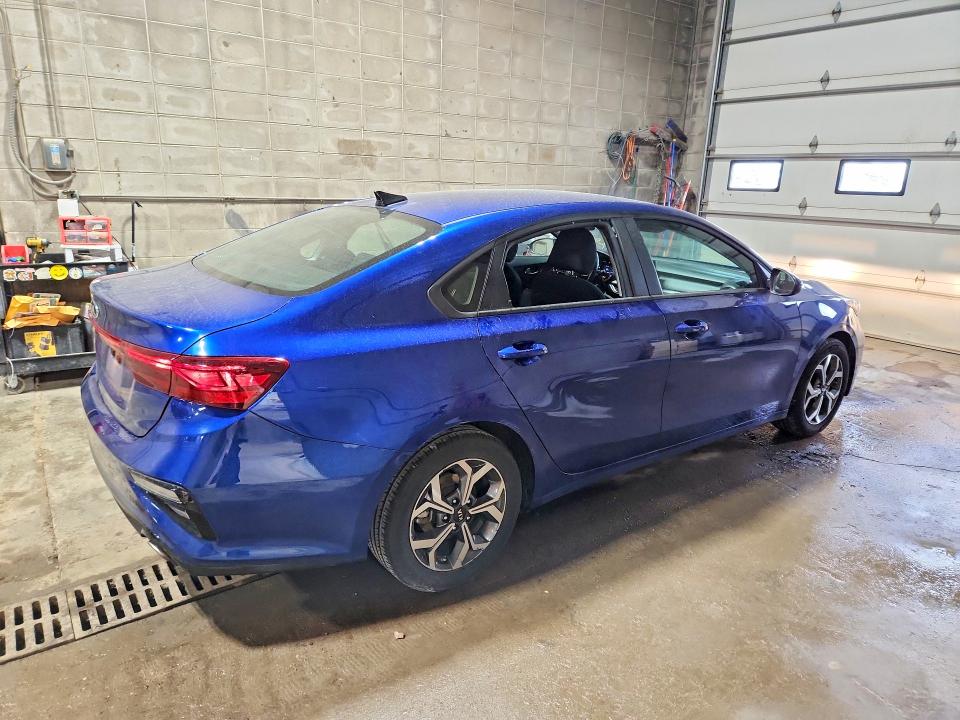 56475486 :رقم المزاد ، 3KPF24AD4ME361029 vin ، 2021 Kia Forte مزاد بيع