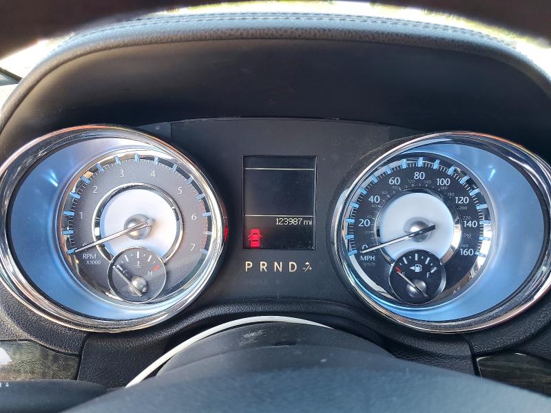 56057756 :رقم المزاد ، 2C3CA6CT1BH614447 vin ، 2011 Chrysler 300c مزاد بيع