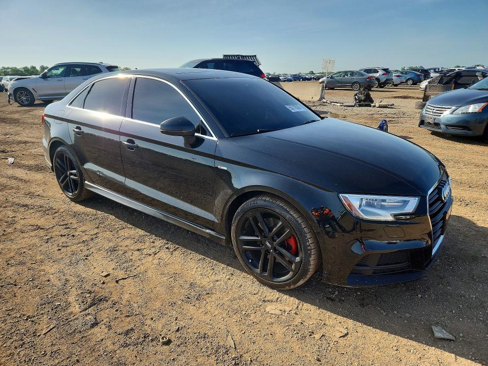 Продажа на аукционе авто 2018 Audi A3, vin: WAUGUGFF9J1006900, номер лота: 56710586
