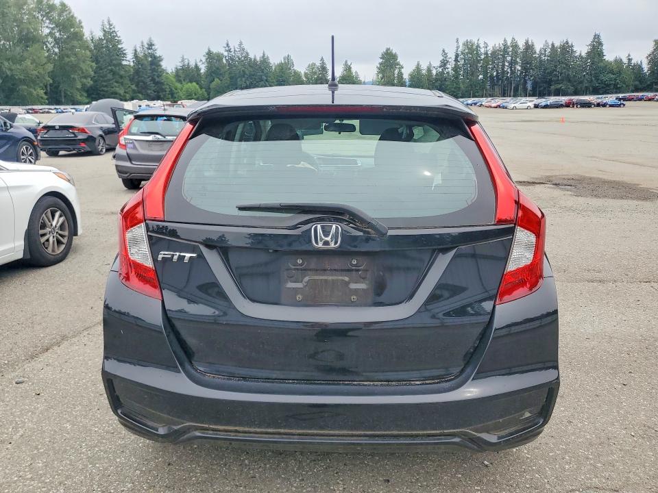 56805806 :رقم المزاد ، 3HGGK5H4XKM705385 vin ، 2019 Honda Fit مزاد بيع