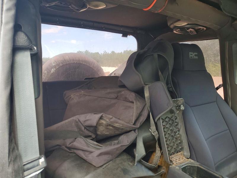 56759736 :رقم المزاد ، 1J4FA69SX4P713073 vin ، 2004 Jeep Wrangler / Tj مزاد بيع