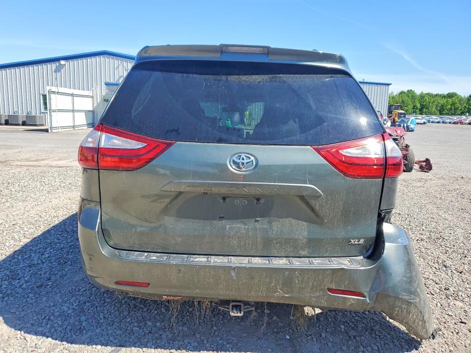 Продаж на аукціоні авто 2018 Toyota Sienna, vin: 5TDYZ3DC0JS959539, номер лоту: 55426326