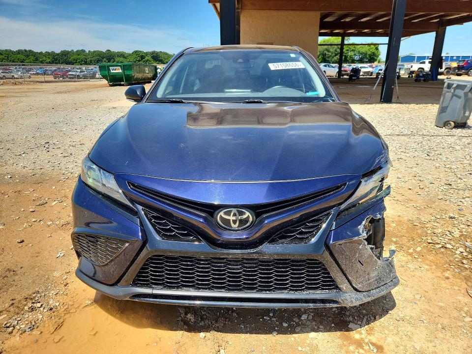 Продаж на аукціоні авто 2022 Toyota Camry, vin: 4T1G11AK6NU656054, номер лоту: 57158656
