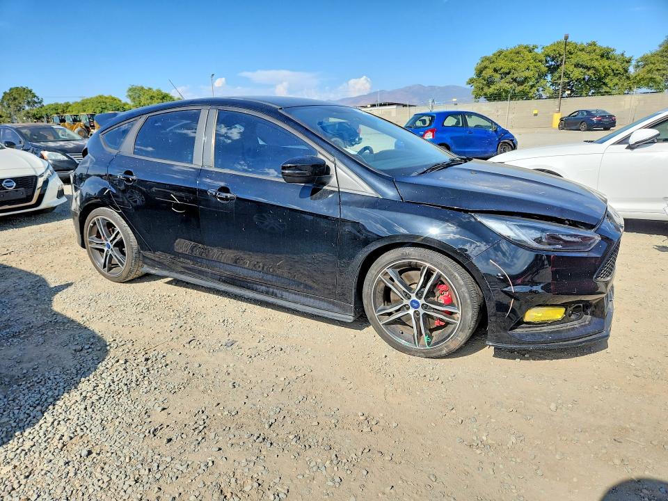 Продажа на аукционе авто 2016 Ford Focus, vin: 1FADP3L98GL405756, номер лота: 57358866