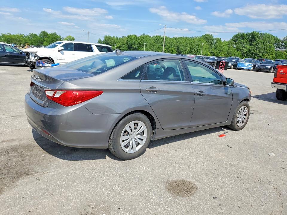 2012 Hyundai Sonata მანქანა იყიდება აუქციონზე, vin: 5NPEB4AC2CH411570, აუქციონის ნომერი: 56157436