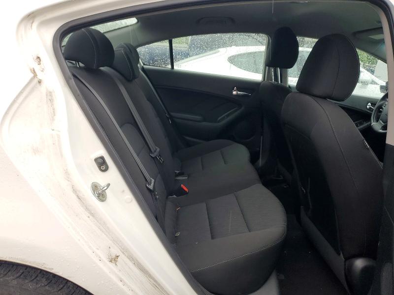 58052126 :رقم المزاد ، KNAFK4A62G5615786 vin ، 2016 Kia Forte مزاد بيع
