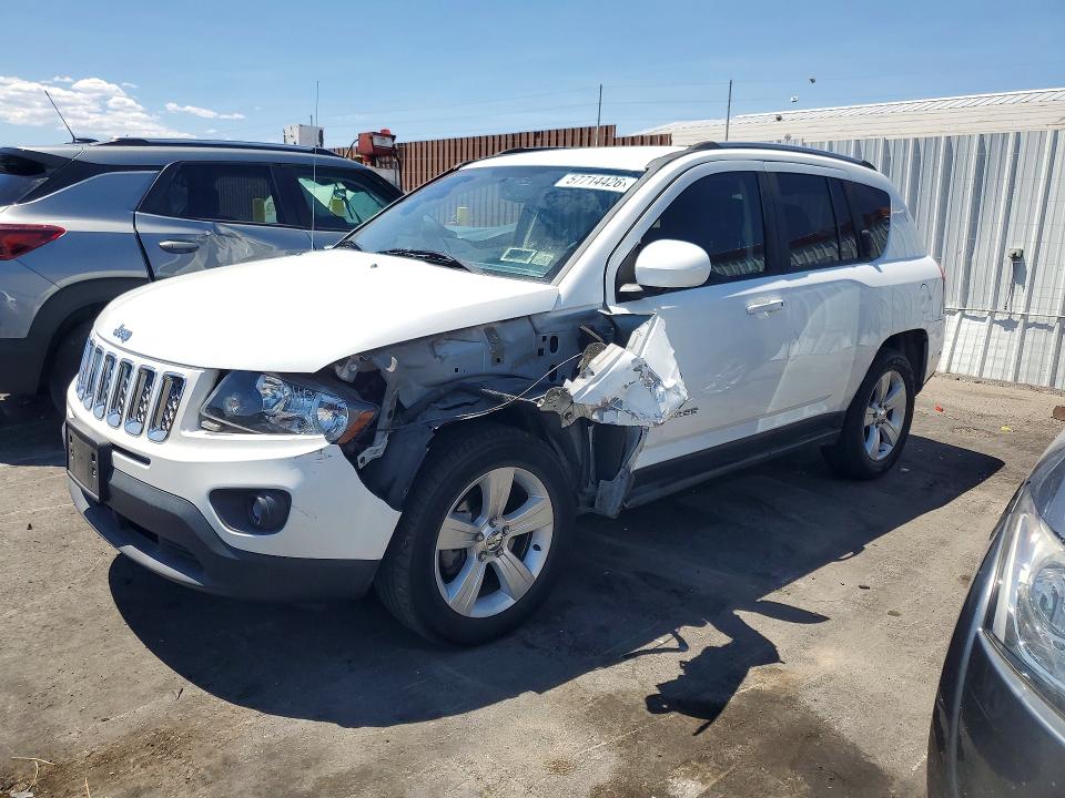 57714426 :رقم المزاد ، 1C4NJDEB1FD333460 vin ، 2015 Jeep Compass مزاد بيع