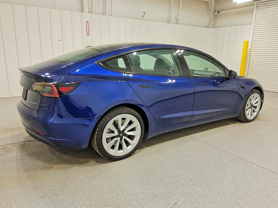 Auction sale of the 2022 Tesla Model 3, vin: 5YJ3E1EB4NF272042, lot number: 54879176