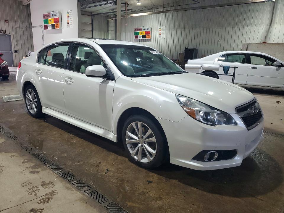 56622996 :رقم المزاد ، 4S3BMBL68E3015845 vin ، 2014 Subaru Legacy مزاد بيع