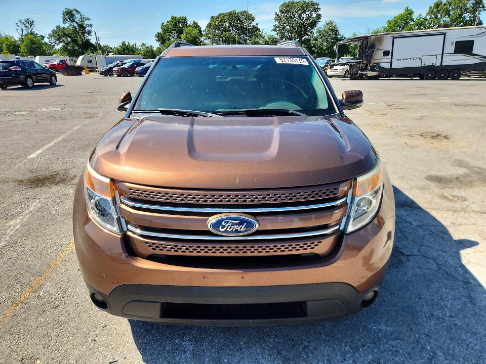 2011 Ford Explorer მანქანა იყიდება აუქციონზე, vin: 1FMHK8F82BGA83946, აუქციონის ნომერი: 57135176
