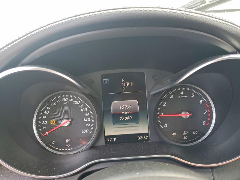 2015 Mercedes-benz C მანქანა იყიდება აუქციონზე, vin: 55SWF4KB6FU028103, აუქციონის ნომერი: 57426306