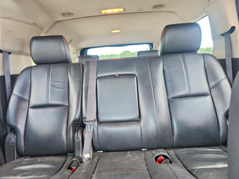57684986 :رقم المزاد ، 1GNFK16318R225005 vin ، 2008 Chevrolet Suburban مزاد بيع
