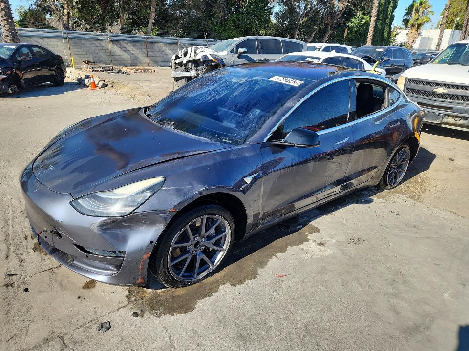 56831436 :رقم المزاد ، 5YJ3E1EA5JF006840 vin ، 2018 Tesla Model 3 مزاد بيع