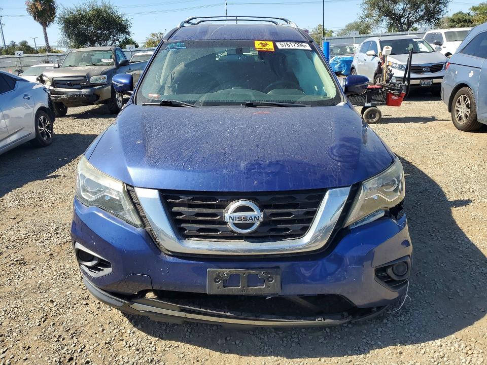 Продажа на аукционе авто 2017 Nissan Pathfinder, vin: 5N1DR2MN3HC628164, номер лота: 57617396
