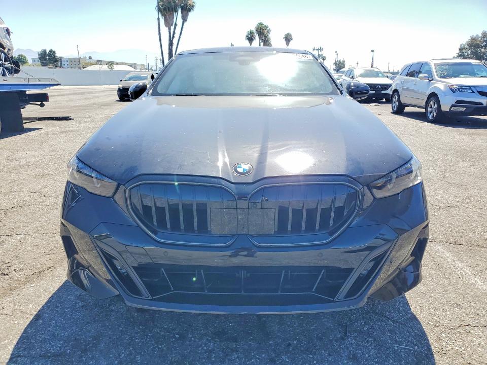 57034646 :رقم المزاد ، WBA43FJ09RCS16495 vin ، 2024 Bmw 530 مزاد بيع