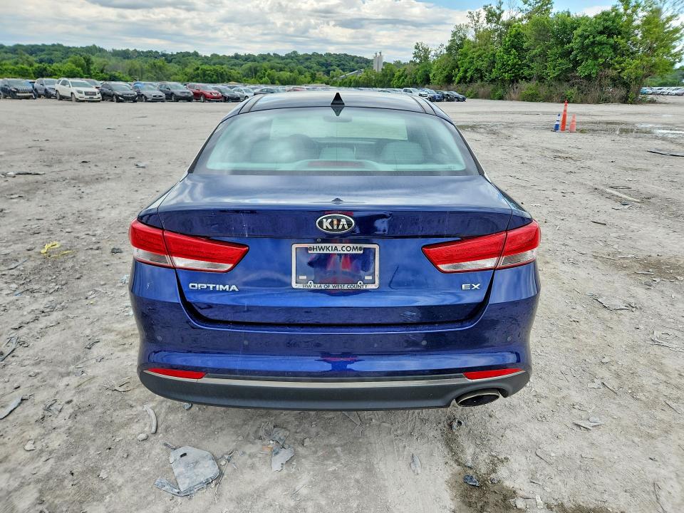 Продаж на аукціоні авто 2018 Kia Optima, vin: 5XXGU4L33JG225982, номер лоту: 57627646