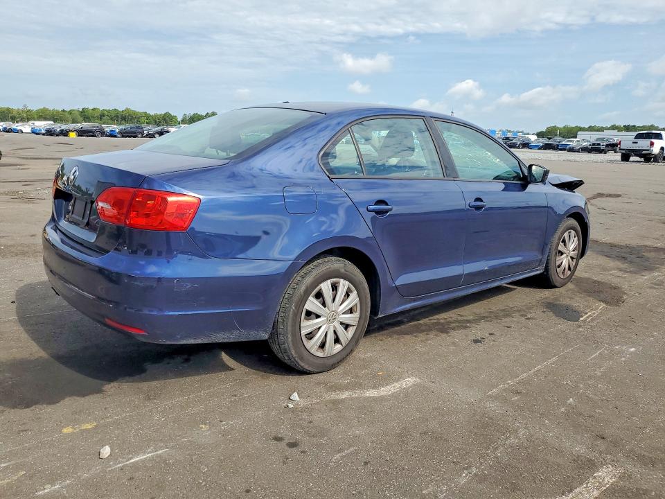 57116086 :رقم المزاد ، 3VW1K7AJ9DM400394 vin ، 2013 Volkswagen Jetta مزاد بيع