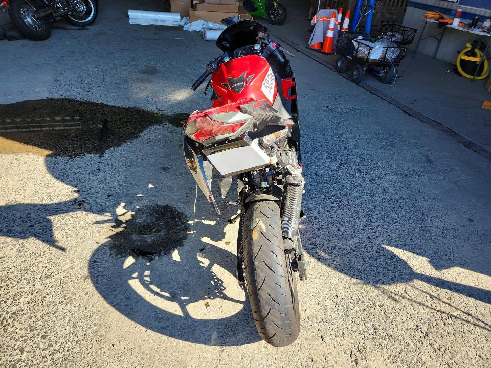 58367916 :رقم المزاد ، JKAEXKG19KDA30361 vin ، 2019 Kawasaki Ex400 مزاد بيع