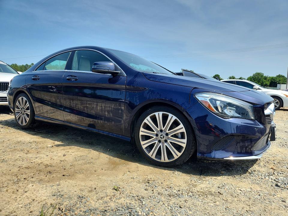 58588446 :رقم المزاد ، WDDSJ4EB5JN612230 vin ، 2018 Mercedes-benz Cla مزاد بيع