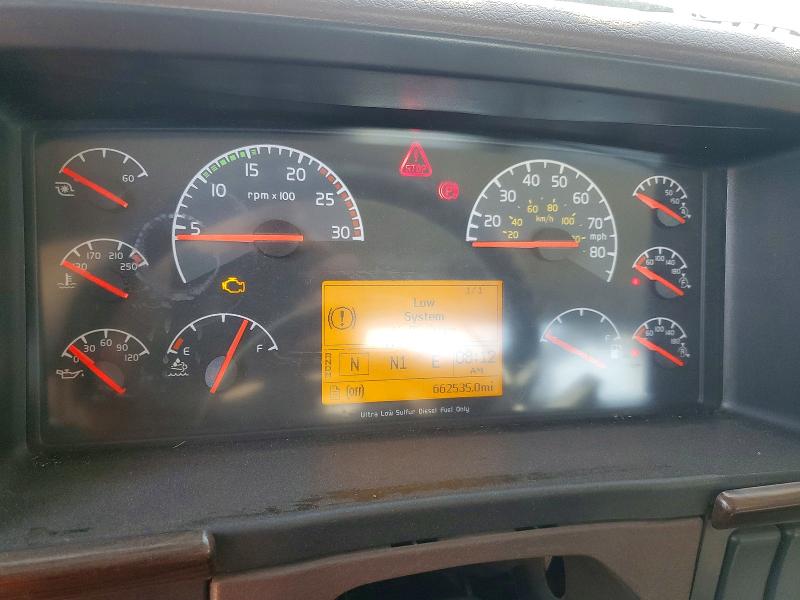 54457826 :رقم المزاد ، 4V5RC9DG3EN164461 vin ، 2014 Volvo Vah مزاد بيع