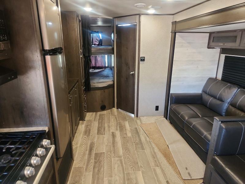 55510756 :رقم المزاد ، 1UJBJ0BR8M17S0969 vin ، 2021 Jayco Jay Flight Slx مزاد بيع