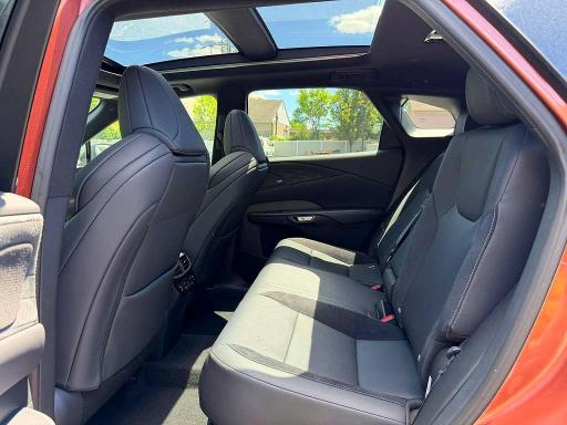 Продажа на аукционе авто 2023 Lexus Rx, vin: 2T2BCMEA9PC005590, номер лота: 57617836